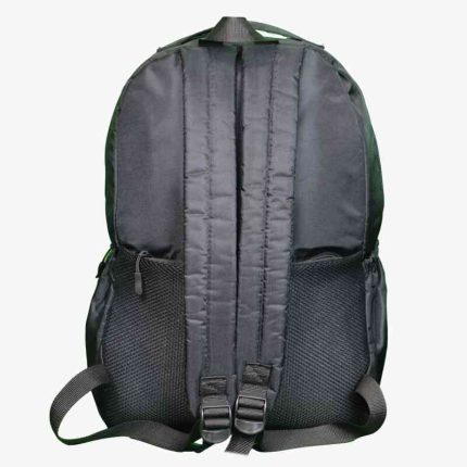 نمای پشت کوله نایک مدل Just Do It همراه با بندهای قابل تنظیم