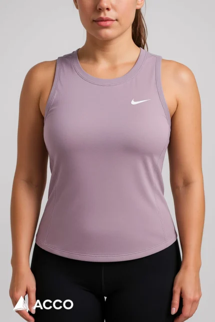 تاپ زنانه پشت قهرمانی نایک